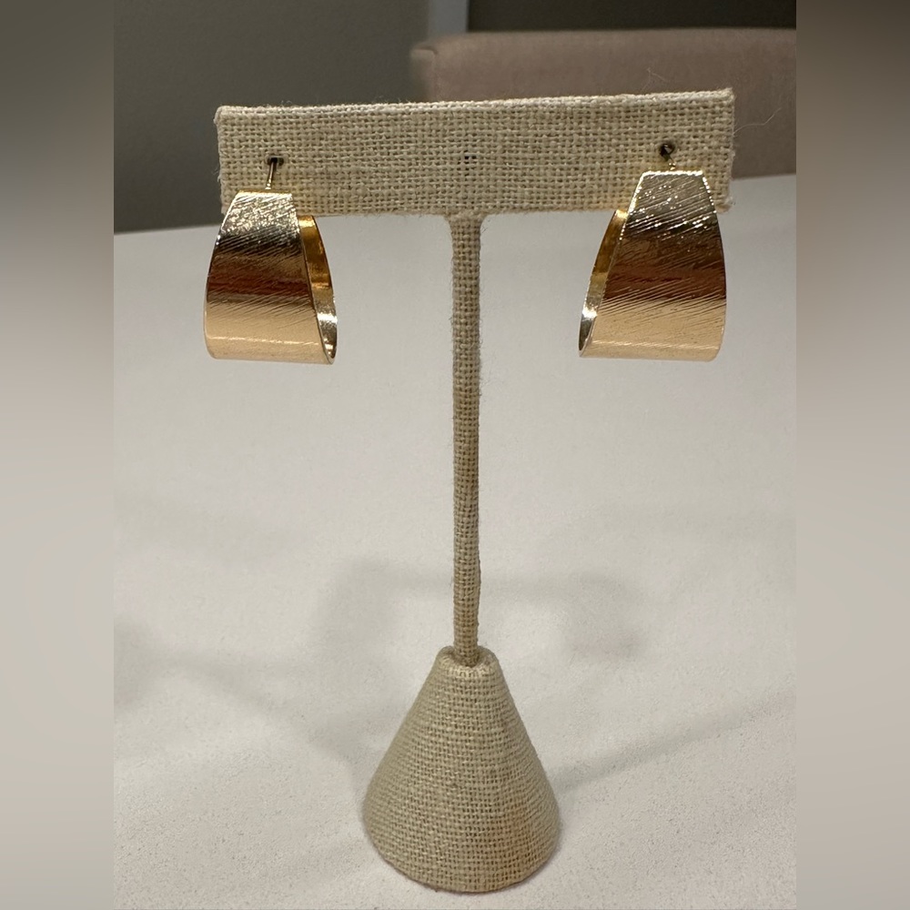 Textured Chunky Hoop Earrings